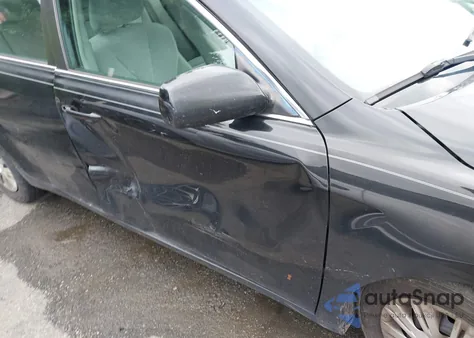 2011 Toyota Camry Le from USA, damaged, VIN 4T1BF3EK2BU228608